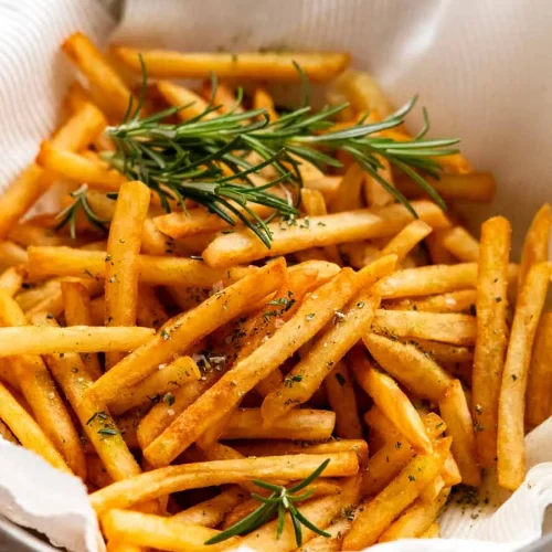 Fries-with-rosemary-salt_1